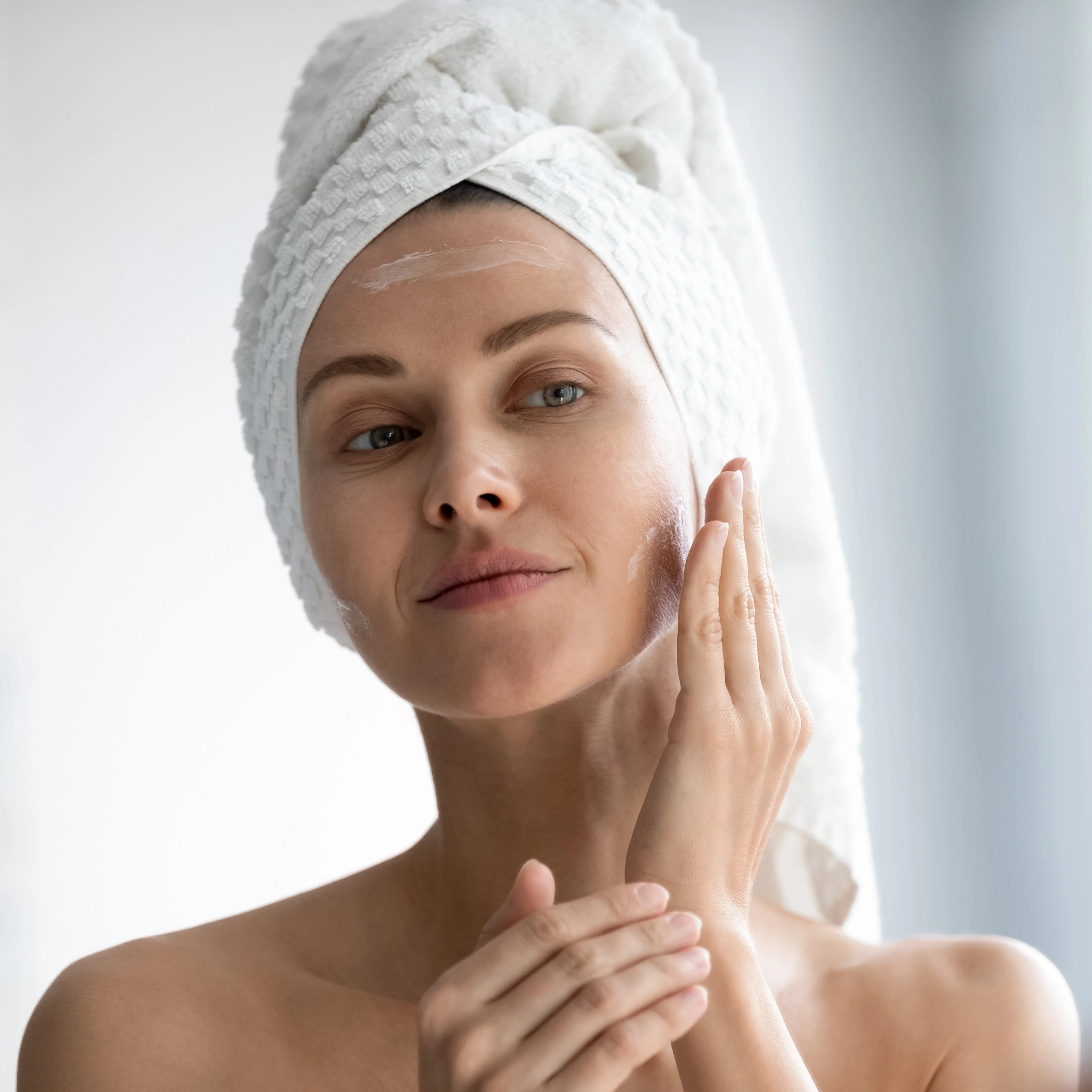 Skinbunny Facial Contouring System with Long Lasting Moisturiser - Image 3